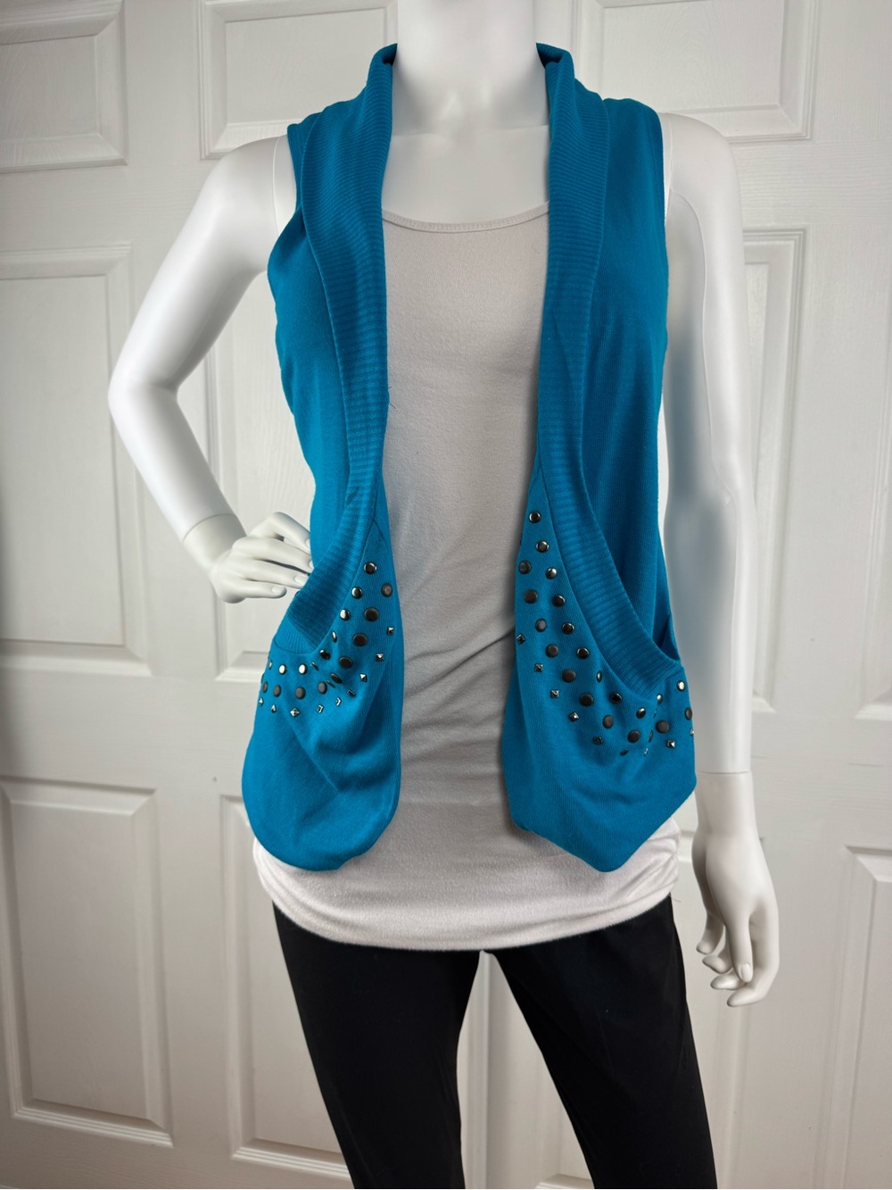 Decree Teal Studded Sleeveless Open-Front Knit Vest